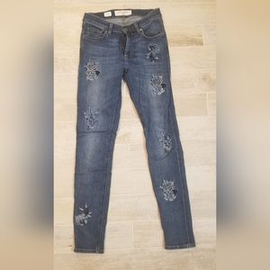 Miss Me Vintage Rose Embroidered Skinny Jeans